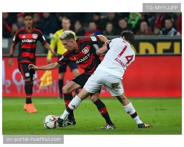 莱茵德比火药味十足：科隆与勒沃库森球员半场休息时通道内发生口角